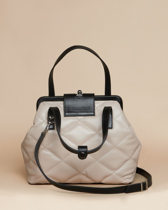 Berry Powder Black
