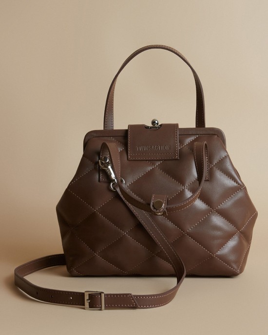 Berry Brown Berry Brown