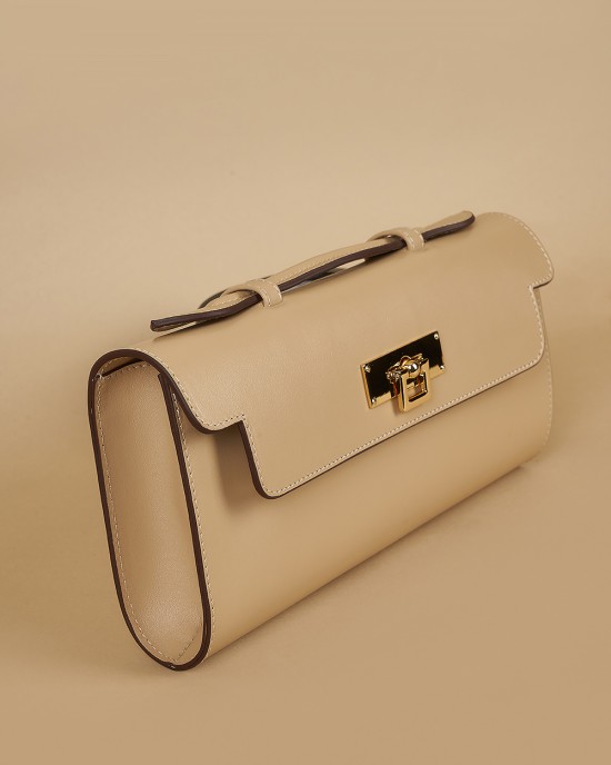 Classy Clutch Nude Classy Clutch Nude