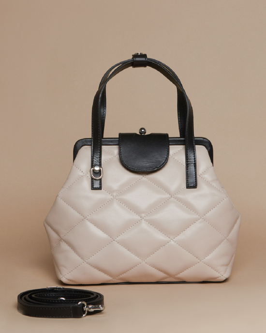 Berry Powder Black